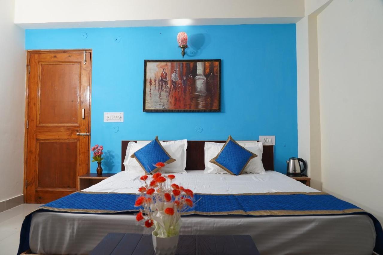 Shimla Pines Homestay Buitenkant foto
