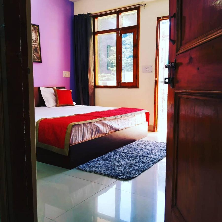Shimla Pines Homestay Buitenkant foto